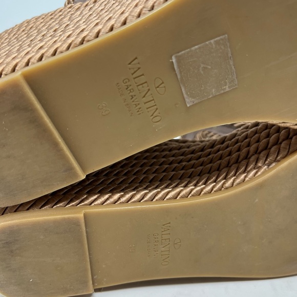Valentino Rockstud Torchon T-Strap Rope Espadrille Wedge Sandal Platform size 39 - Picture 8 of 10